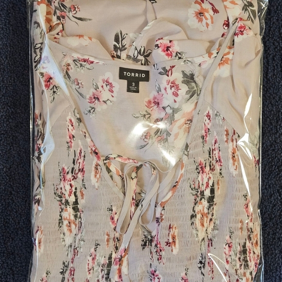 TORRID Plus Size Floral Lilac Smocked Front Tie Challis Skater Dress Size 3X - Picture 8 of 13